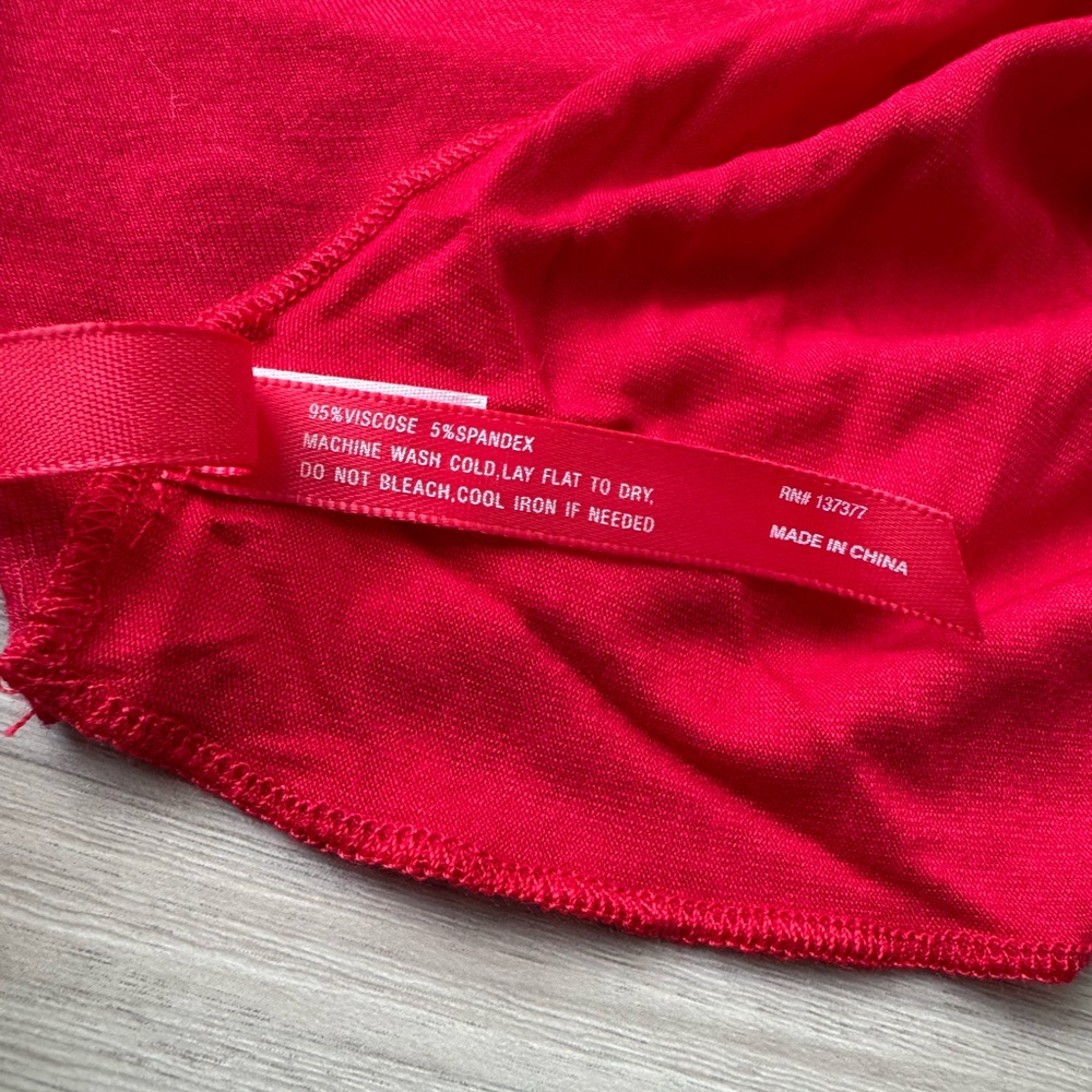 Ruby Ribbon The BeaYOUtiful Red Tile Scarf - Picture 4 of 5